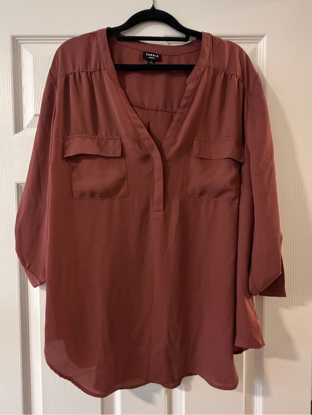 torrid Rosewood Split V-Neck Tunic Blouse